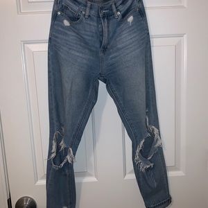 Women’s American Eagle, mom jeans